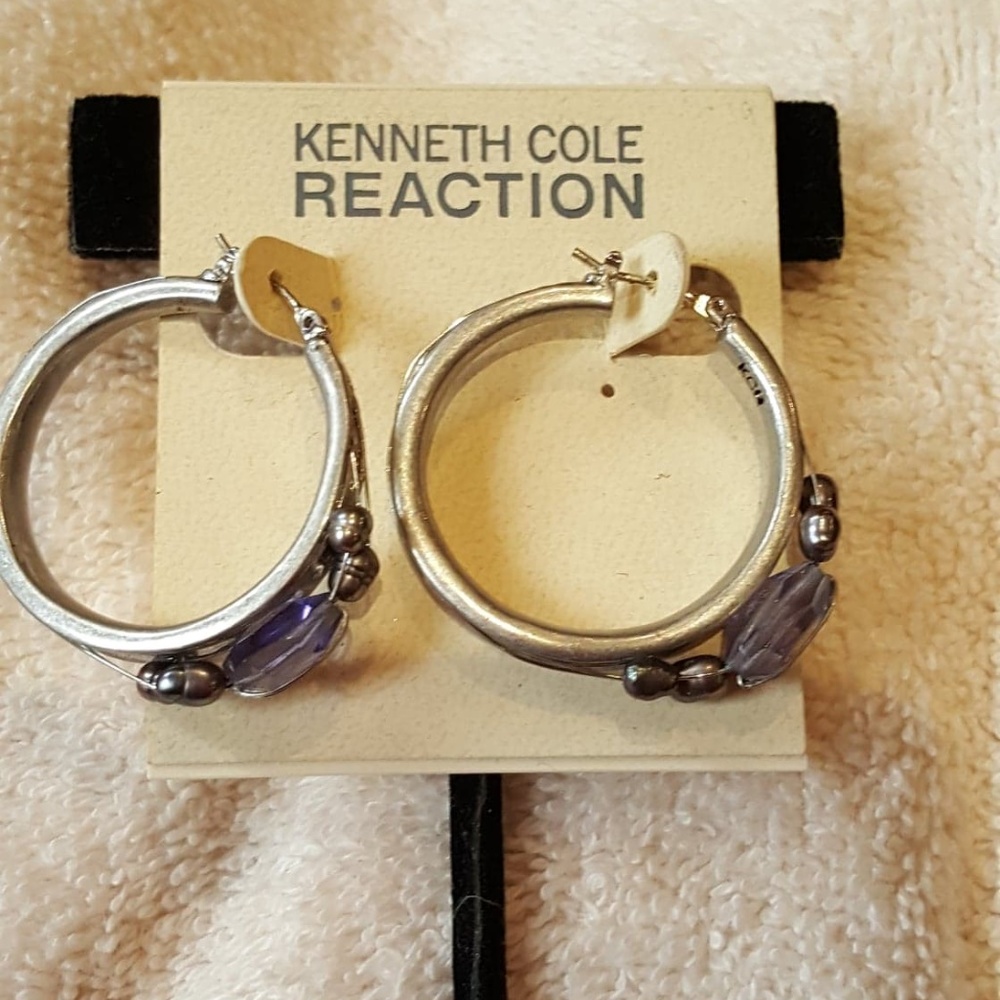 Kenneth Cole Reaction Hoop Earrings - Picture 6 of 6